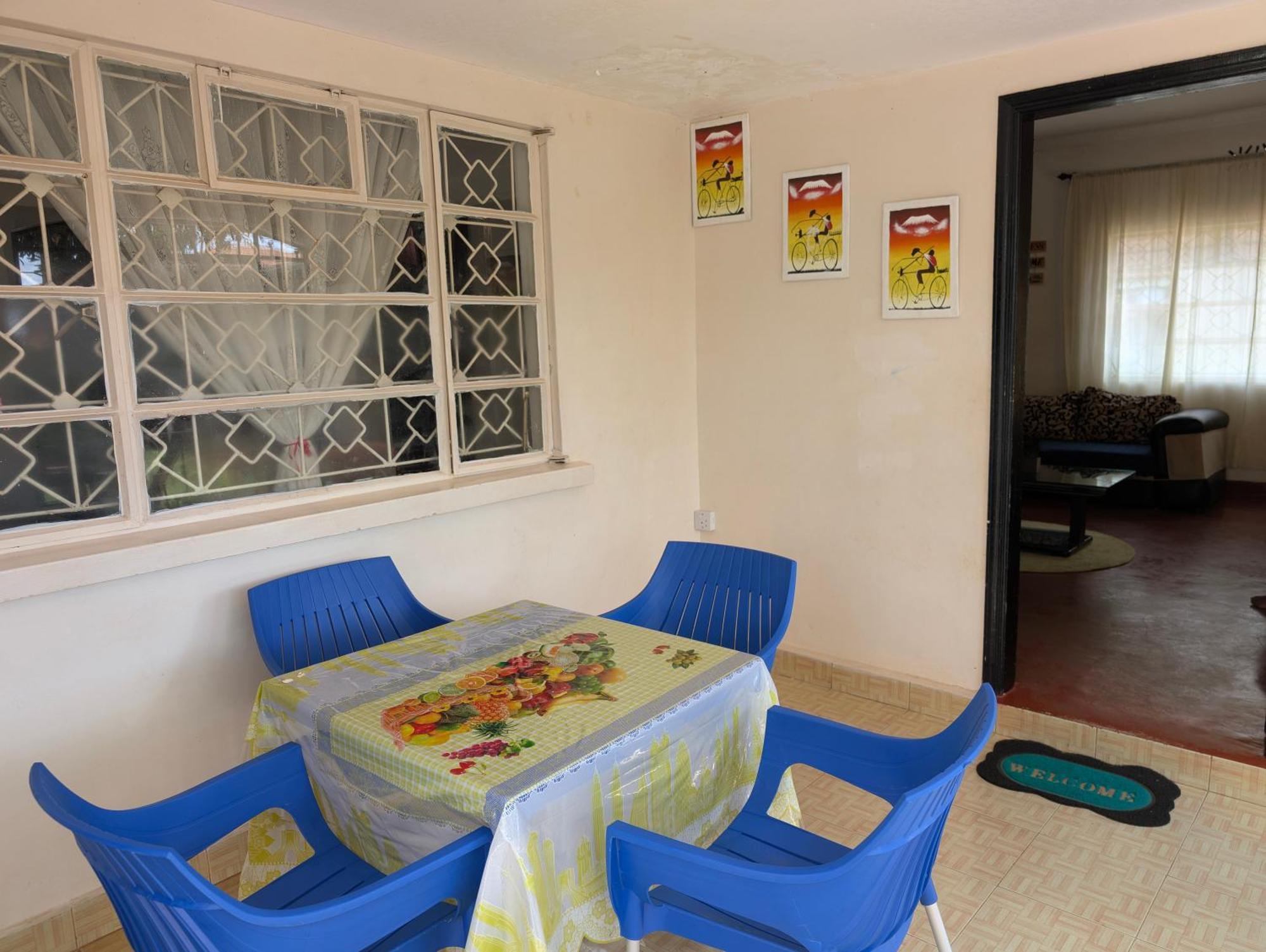 Dans Place Moshi Exterior foto